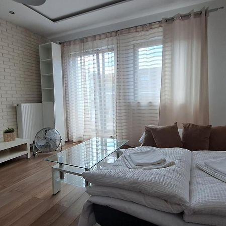 Apartament Villa Nobile วอร์ซอ ภายนอก รูปภาพ